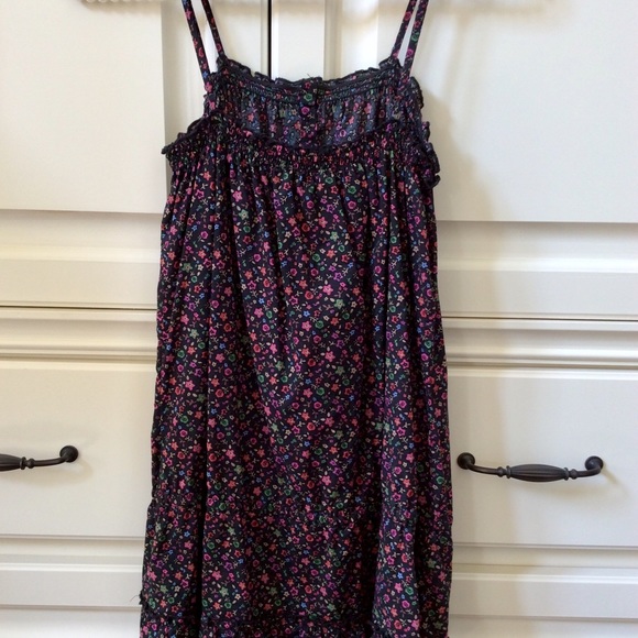 🔴SUMMER TANK STYLE TOP🔴🔴 - Picture 5 of 8